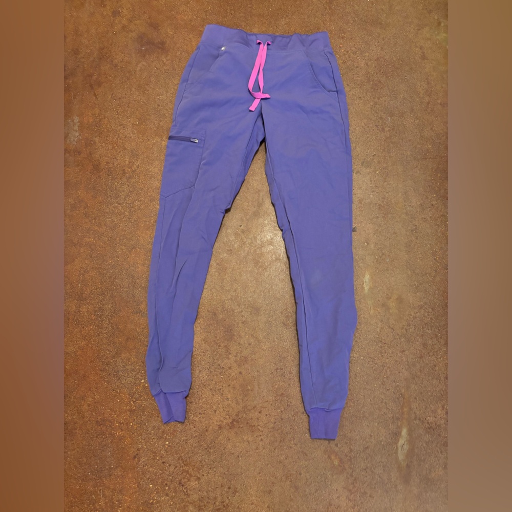 Figs Women's Purple Scrub Joggers with Pink Drawstring